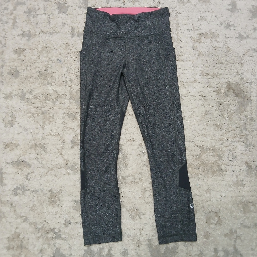 Lululemon Grey and Pink Leggings With Mesh ~ Womens Size 2